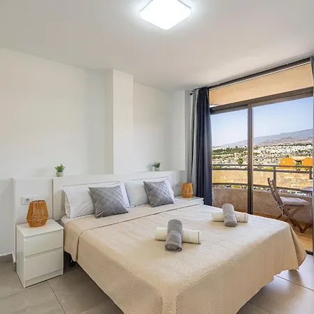 As De Casas - Royal Cristianos * Arona (Tenerife)